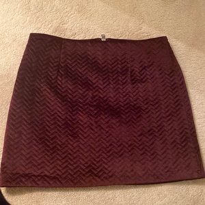 Dex Maroon Skirt